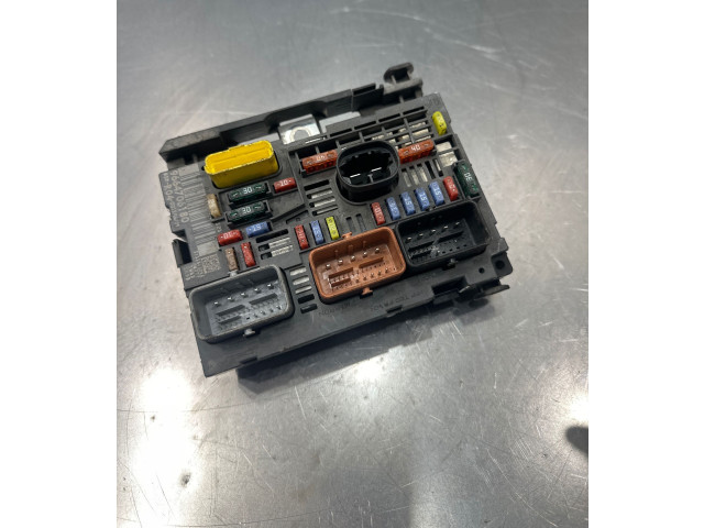   Pojistková skříňka 9664706180   Citroen Berlingo 2013