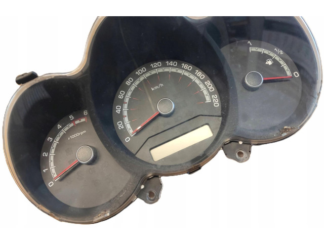 Přístrojová deska KIA Venga 2014 94004-1P020