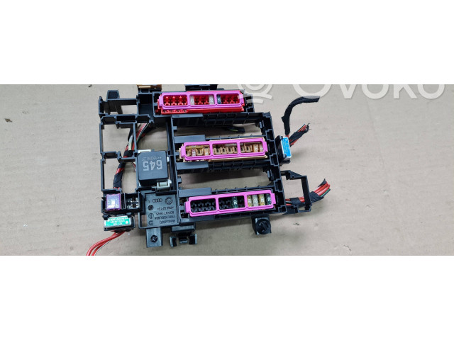 Блок предохранителей 80A971845   Audi Q5 SQ5    