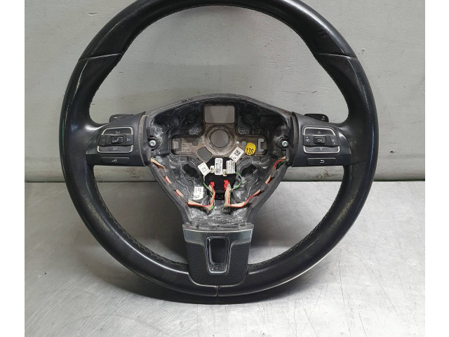 Руль Volkswagen Touran II 2010 - 2016 года 61979150G