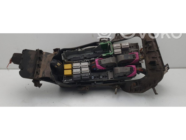 Блок предохранителей Opel Combo C