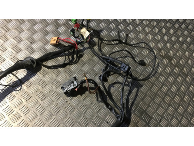 Штекер разъема модуля АБС