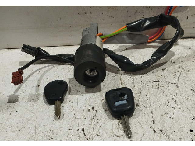 Řídící jednotka 0281011084, 0281011084 Citroen Xsara Picasso 2002