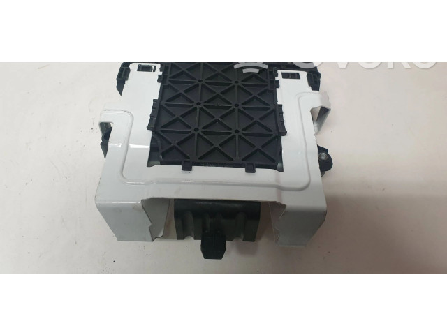 Блок управления двигателя 30646931 Volvo S80