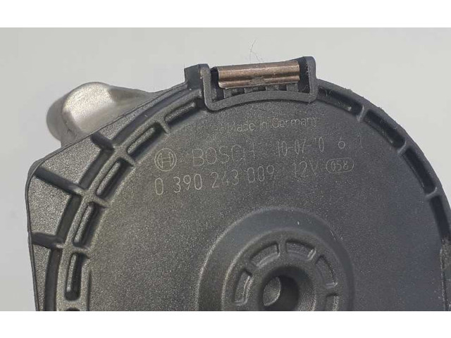 Моторчик дворников 13250416, 0390243009 Opel Meriva A