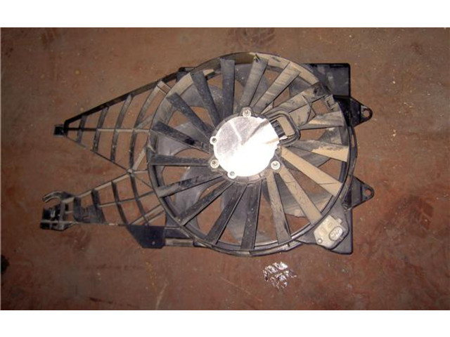 Вентилятор радиатора 51785225 Fiat Linea