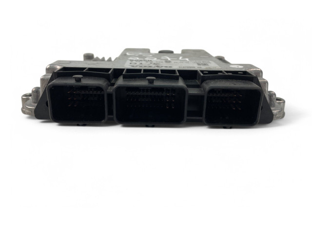 Блок управления двигателем Блок управления 31272996AB, 0281016590   Volvo C30