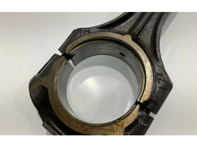 Píst Mercedes-Benz E W211