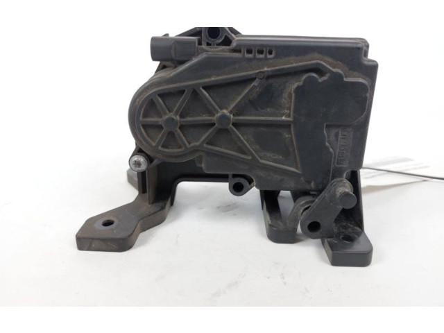 Řídící jednotka E05078 BMW 2 F46 2014