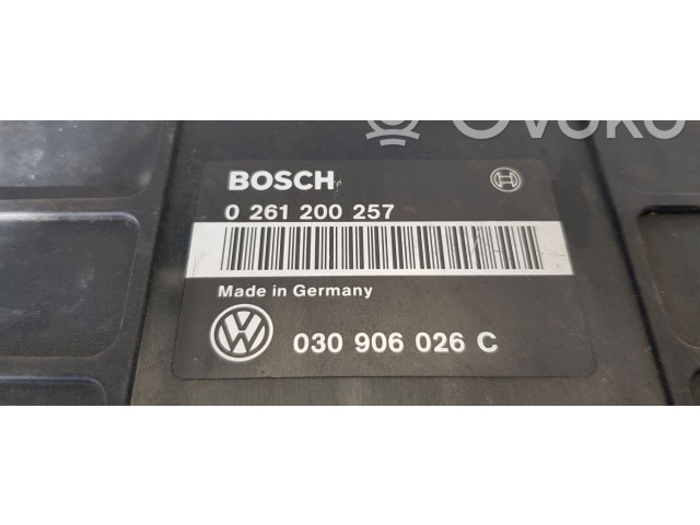 Řídící jednotka 030906026C, 0261200257 Volkswagen Golf III 1995