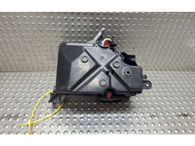 Блок предохранителей  51873946   Lancia Delta III    