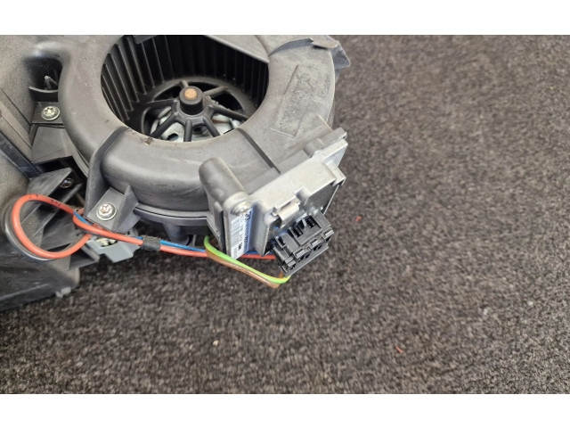 Вентилятор печки    30730697   Volvo XC90