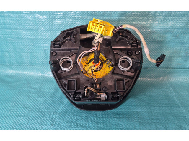 Подушка безопасности водителя 5E0880201B, 20132400151   Skoda Octavia Mk3 (5E)