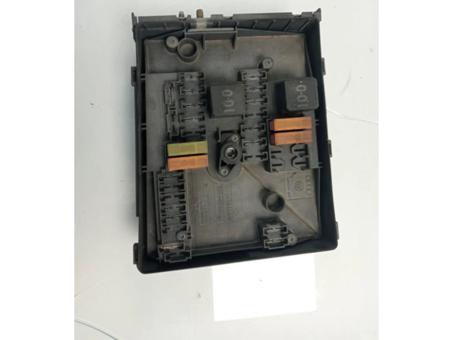 Блок предохранителей 1K0937125D, 1K0937125D   Skoda Yeti (5L)    