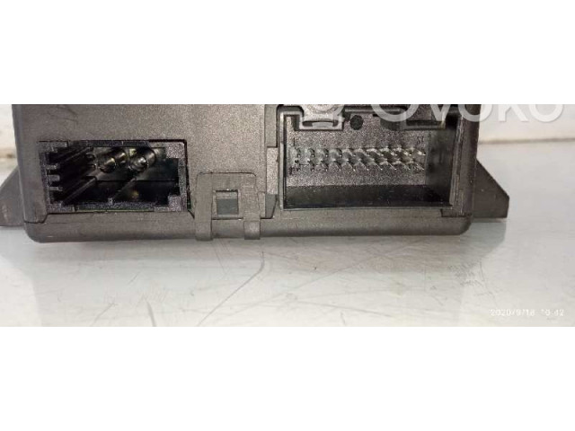 Блок управления 8U0907468A, 2840652904300 Audi A1