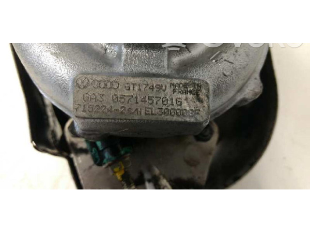 Turbodmychadlo Турбина 057145701G Audi A8 S8 D2 4D