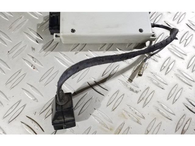 Tālruņa vadības bloks