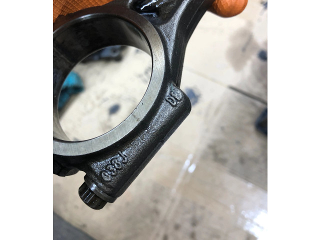 Píst 038JDE Volkswagen Tiguan