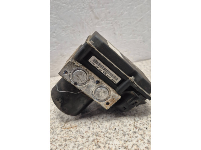 Блок АБС 6R0907379J, 0003   Skoda  Fabia Mk2 (5J)  2007 - 2014 года