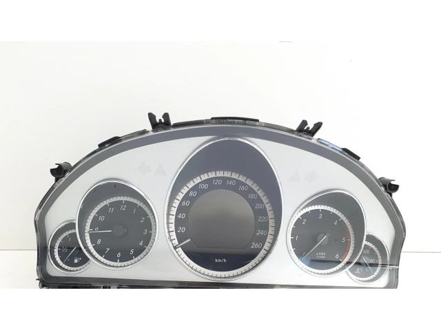 Přístrojová deska Mercedes-Benz E W212 2010 A2129012000, A2049024102