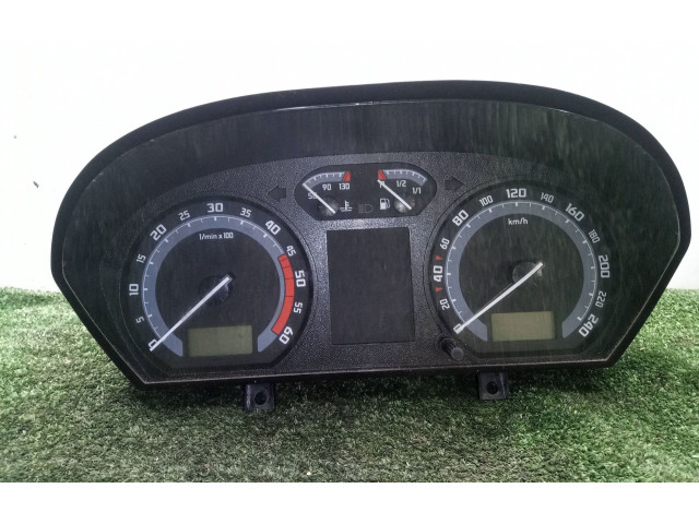 Панель приборов 6Y0920883E Skoda Fabia Mk1 (6Y)
