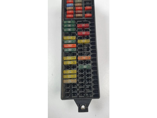 Pojistková skříňka 6R0937615A Volkswagen New Beetle 2016