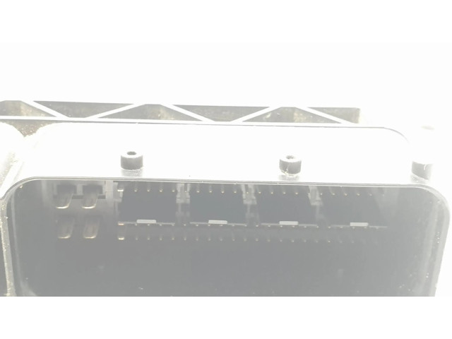 Řídící jednotka 03G906016HM   Seat Toledo III (5P) 2005