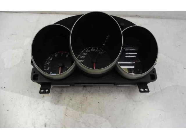 Přístrojová deska Mazda 323 2003 4KBP4KB, BP4KB