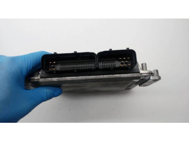 Řídící jednotka 0281011064, P04727665AB Chrysler Voyager 2001