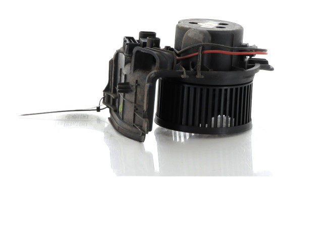 Вентилятор печки    7701057683   Renault Clio II