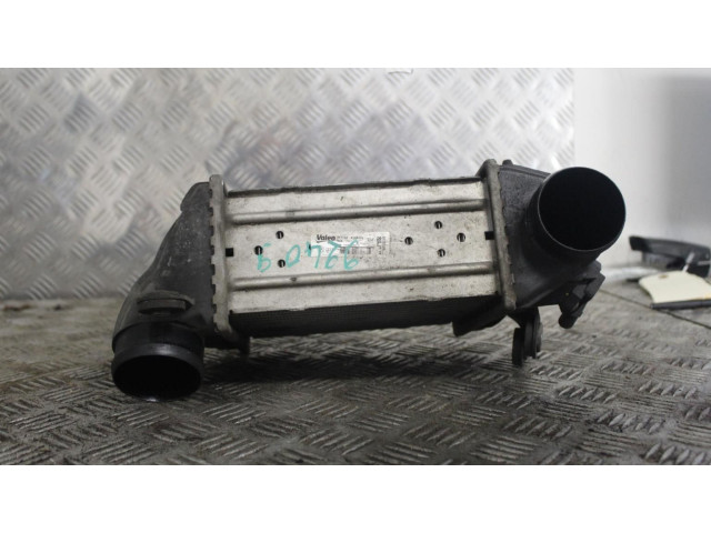 Интеркулер  8N0145803C   Audi TT Mk1 