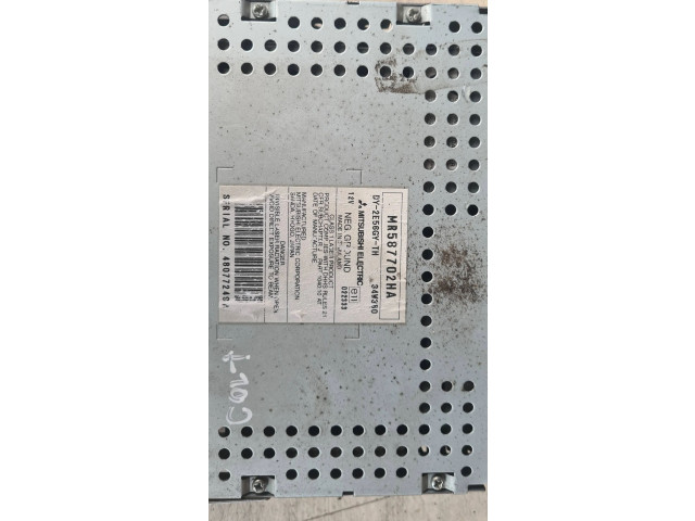 Радио/ проигрыватель CD/DVD / навигация MR587702HA, 48077249A Mitsubishi Colt