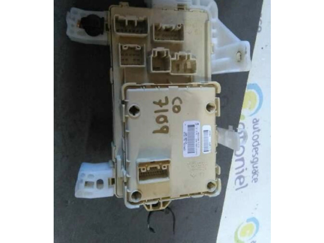 Модуль управления BSM 892210F010   Toyota Corolla Verso AR10    