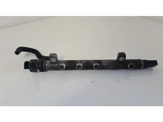 Топливная рампа A6390700495 Mitsubishi Colt 1.5