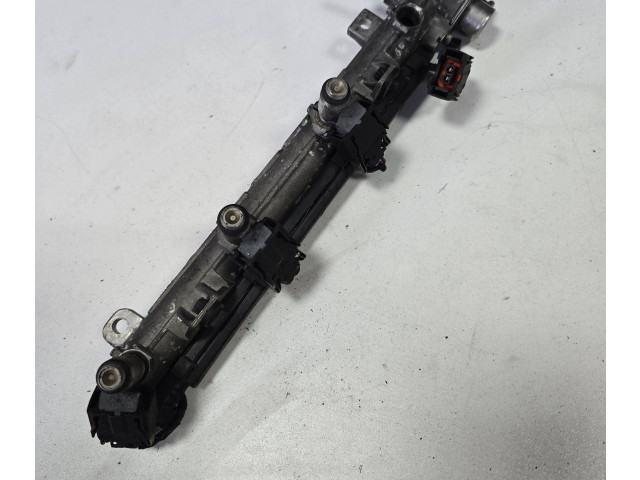 Топливная рампа 036133319   Volkswagen Polo III 6N 6N2 6NF  