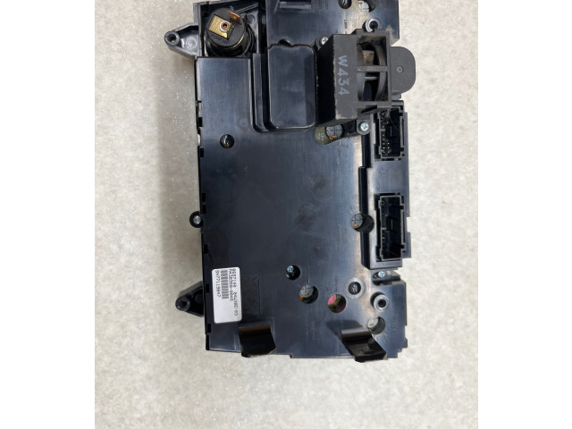 Блок управления климат-контролем 8697140, 04W38E03 Volvo S60