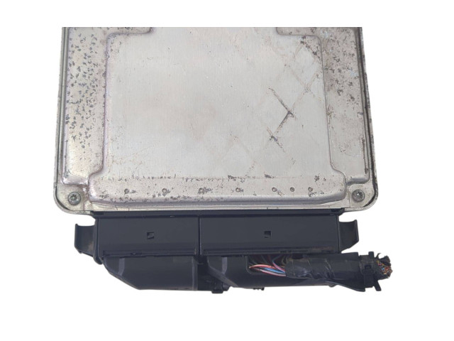 Блок управления двигателя 038906019NL, 1039S11516 Skoda Fabia Mk2 (5J)