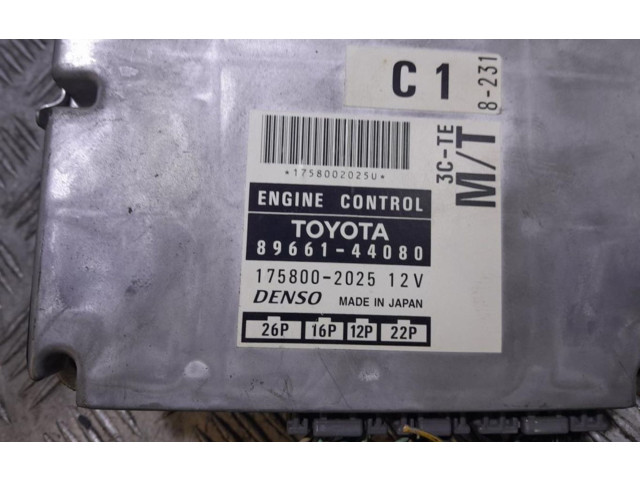 Řídící jednotka 1758002025 Toyota Picnic 1999