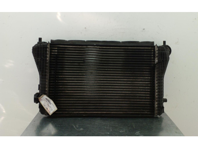 Интеркулер     Audi A3 S3 8P 