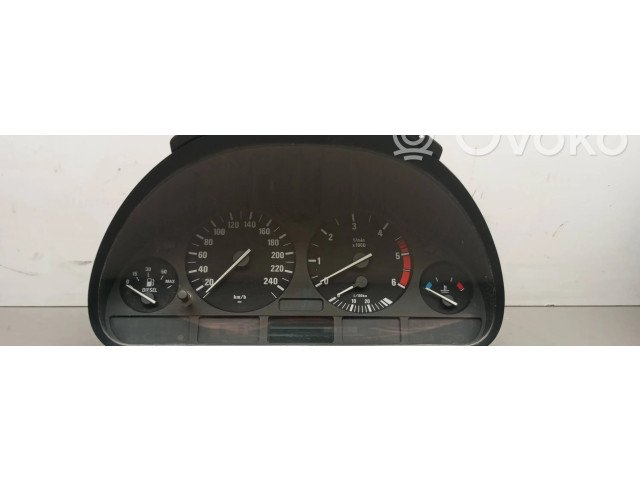 Přístrojová deska BMW 5 E39 2001 62116914913, 110008735135