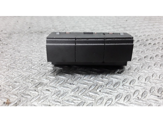 Другая деталь салона