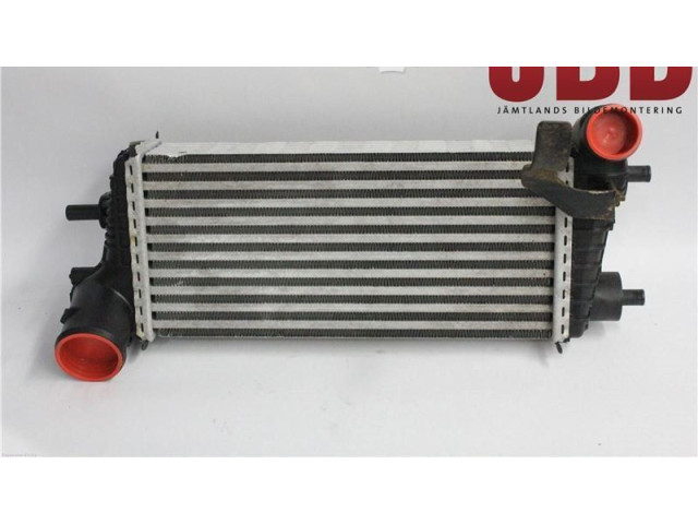 Радиатор интеркулера 1778294   Ford Focus