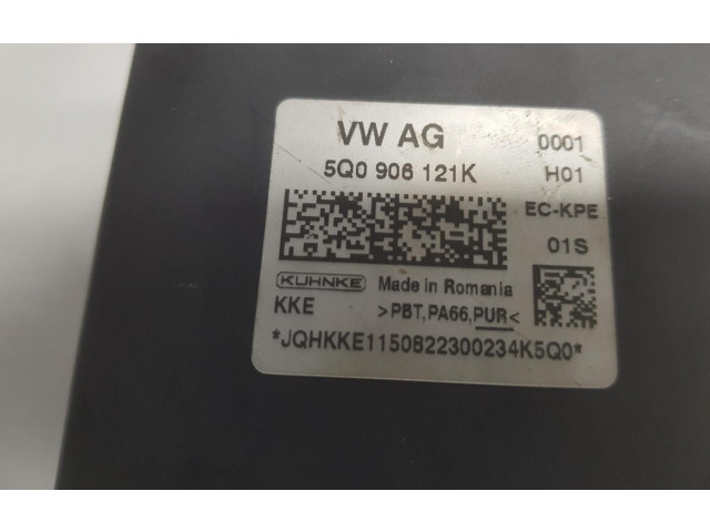 Блок управления 5Q0906121N, 5Q0906121K Volkswagen Golf VII