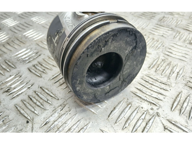  Поршень с шатуном BKC 1.9 TDI Highline   Volkswagen PASSAT B6  