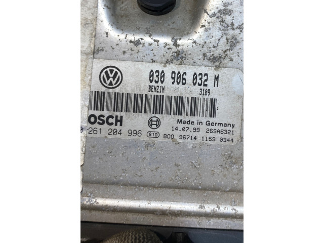 Řídící jednotka 030906032M, 0261204996   Volkswagen Polo III 6N 6N2 6NF 1997