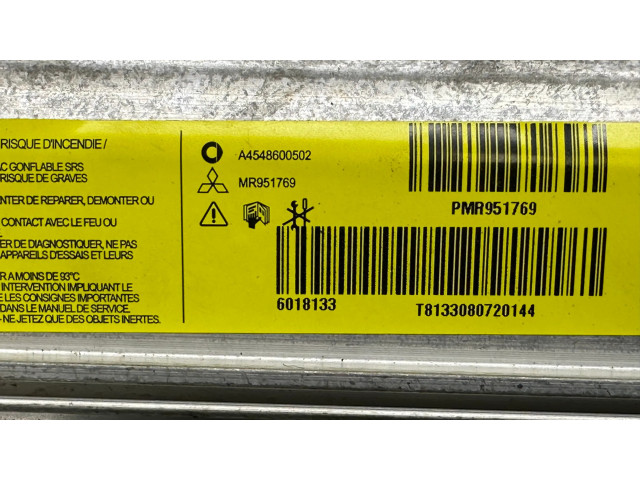 Подушка безопасности пассажира MR951769, A4548600502 Mitsubishi Colt