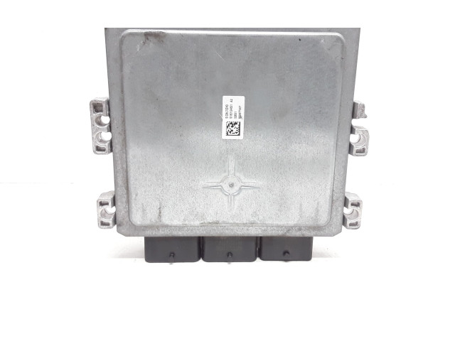 Блок управления двигателя 31355712   Volvo S60