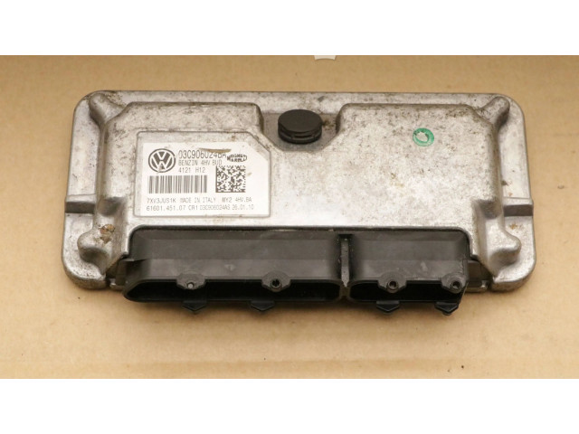 Řídící jednotka 03C906024BA Volkswagen Caddy 2010