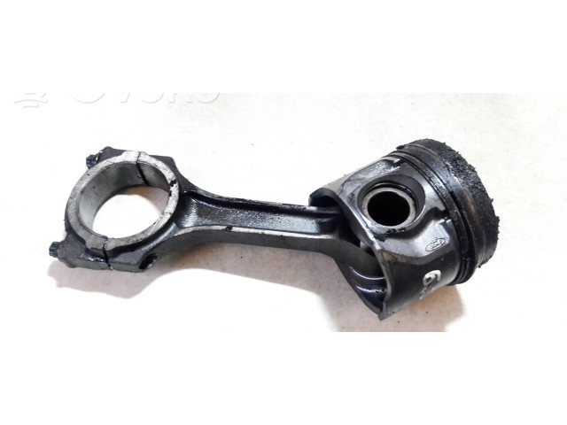 Píst 24879a Ford Mondeo Mk III pro naftový motor 2.0