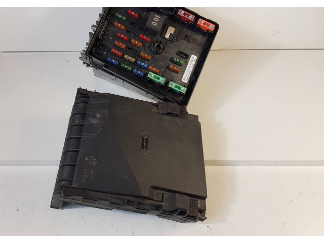 Pojistková skříňka 1K0937132F, 3C0937125A Volkswagen Tiguan 2012